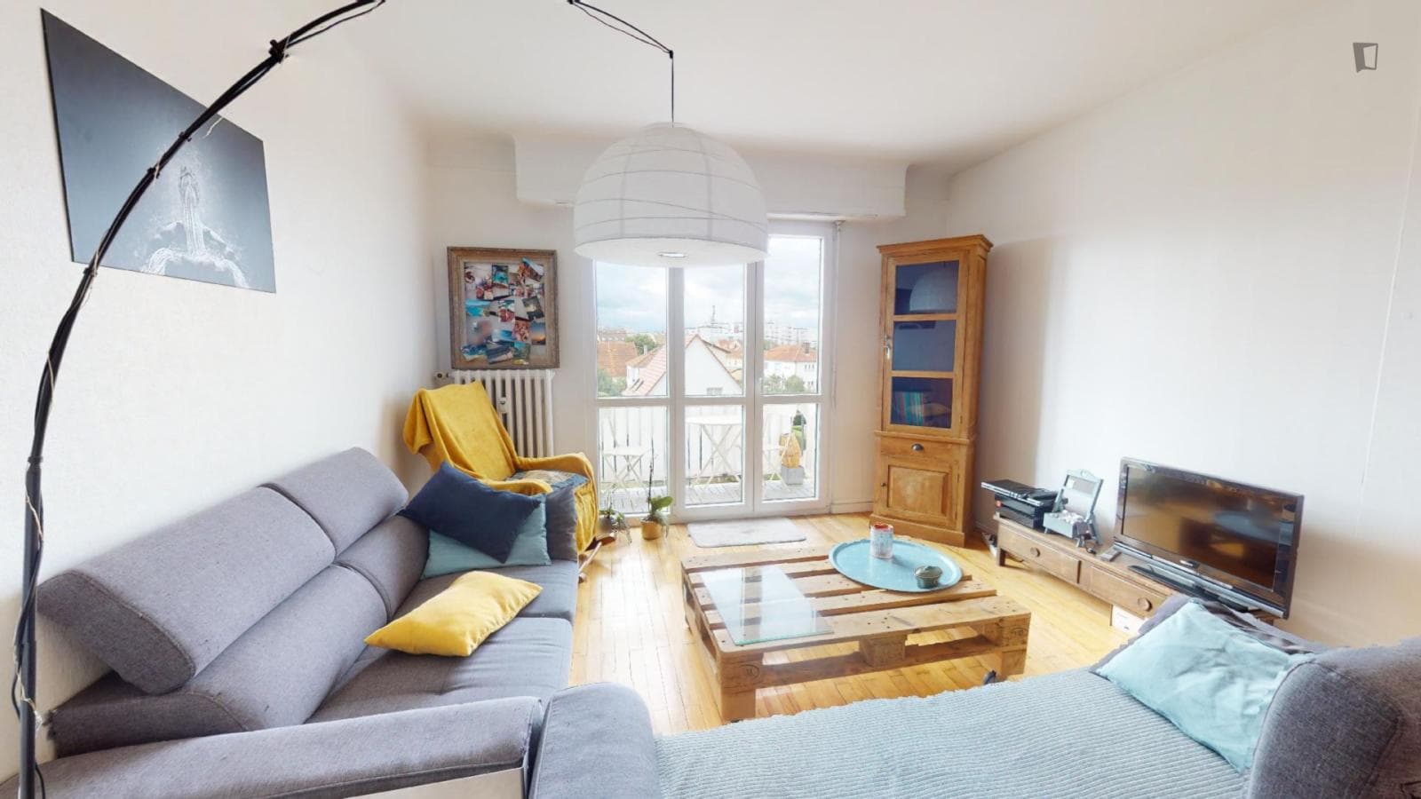 Property photo thumbnail