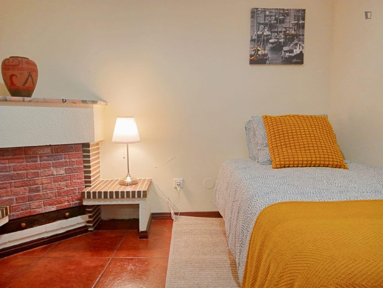 Splendid Single Bedroom Next To Estádio Do Dragão Metro Station photo 1