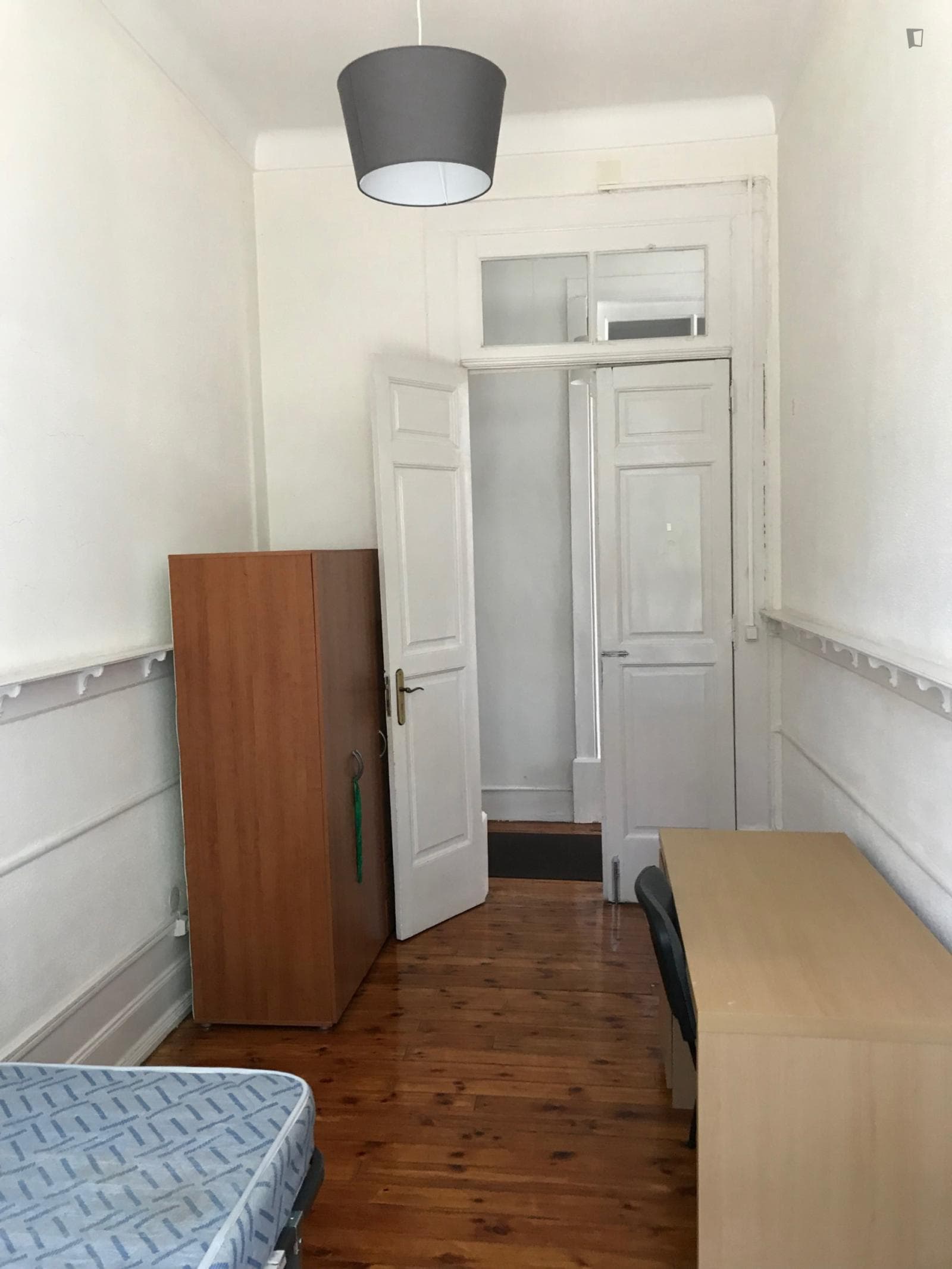 Great single bedroom in a 5-bedroom flat photo 1