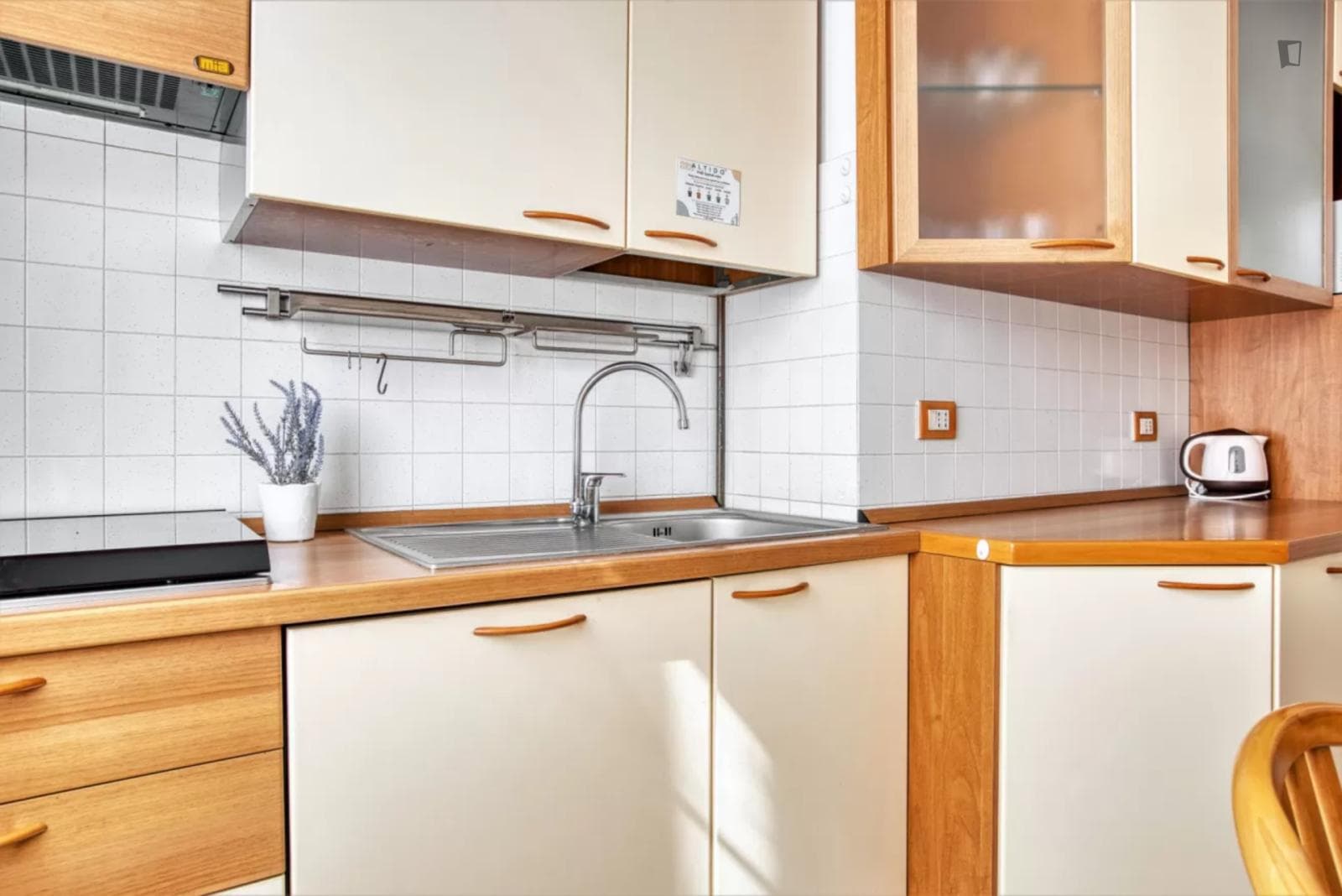 Fully-furnished 1-bedroom flat in Lorenteggio photo 1
