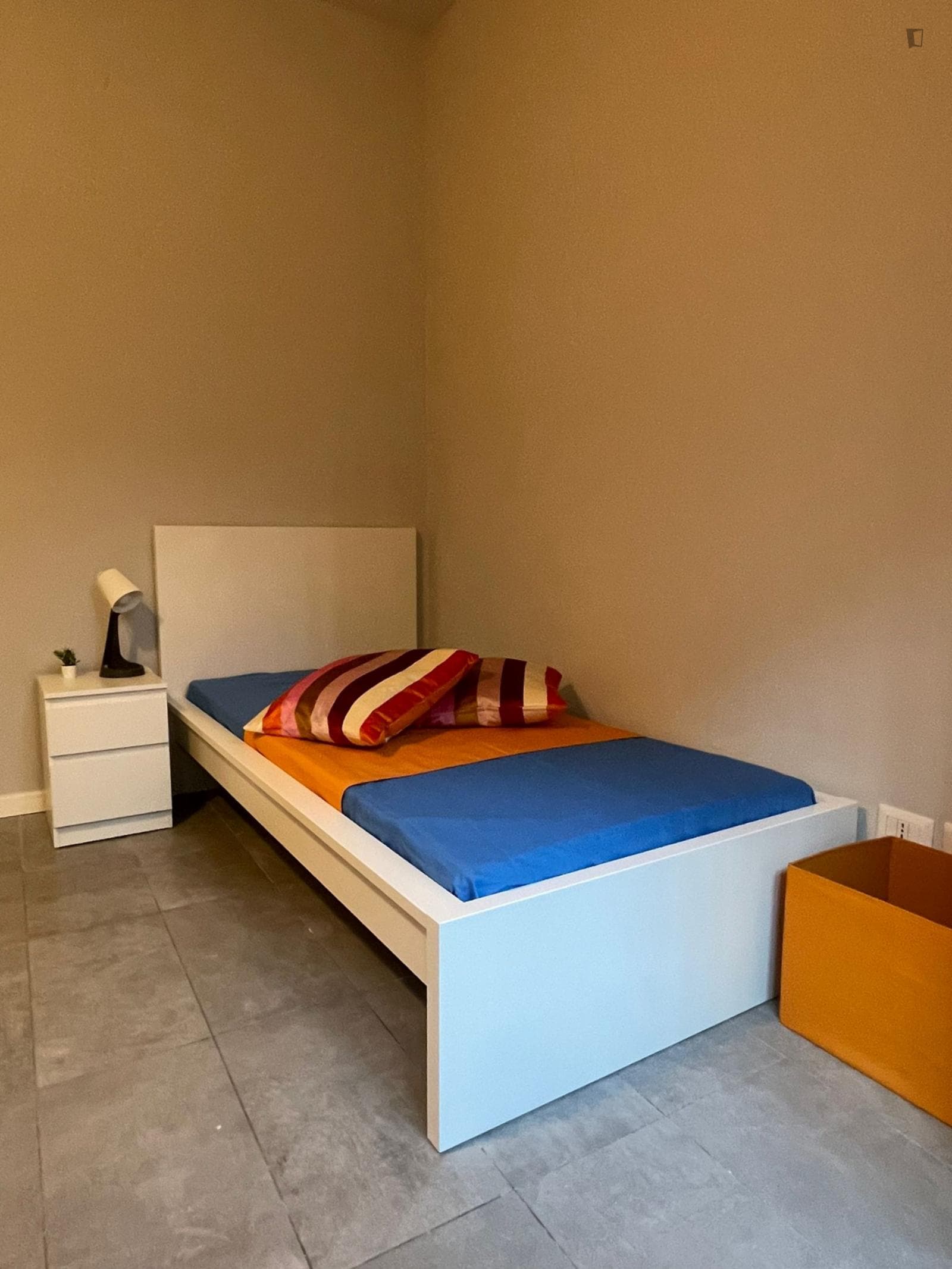 Cute single bedroom in a 2-bedroom near Università Milano Bicocca photo 1