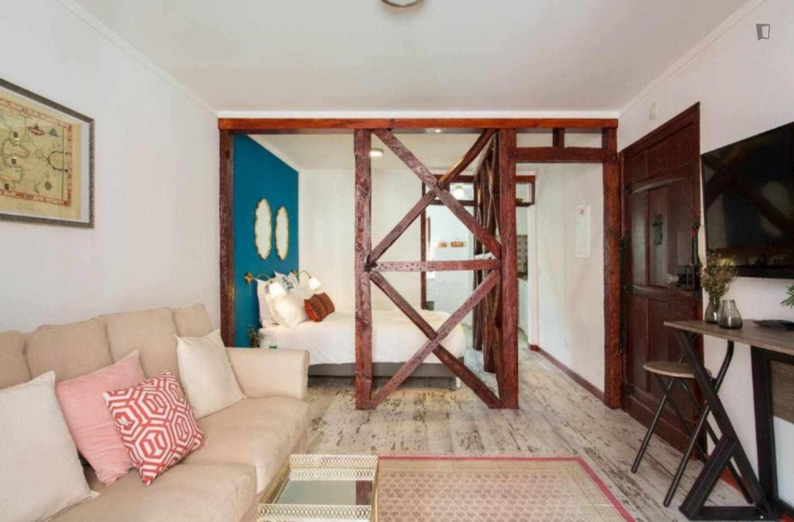 Bright 1-bedroom apartment close to Jardim do Príncipe Real photo 1