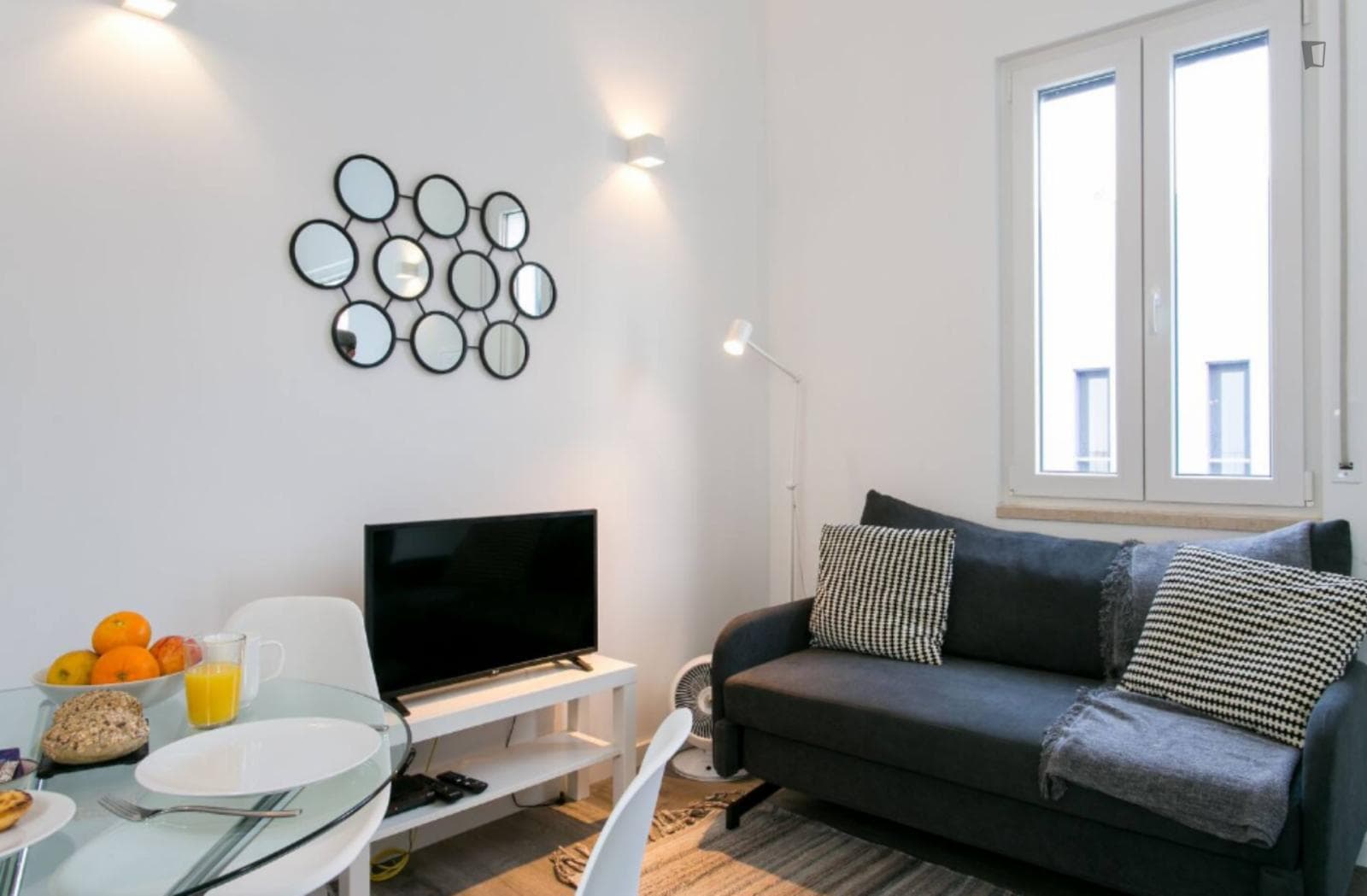 Bright 1-bedroom apartment in Ajuda photo 1