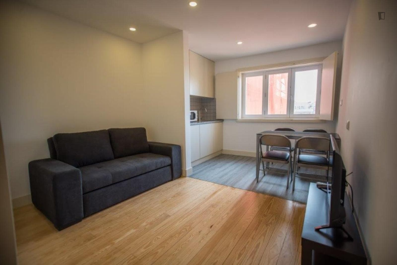 Warm and cosy 1-bedroom apartment, in Santo Ildefonso photo 1