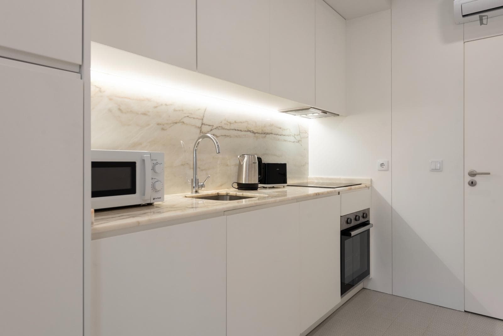 Marvellous 1-bedroom apartment in Bonfim photo 1