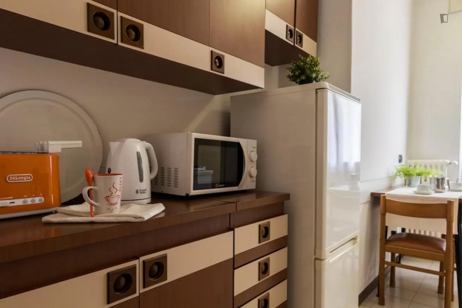 Modest 1-bedroom flat next to Como Lake photo 1