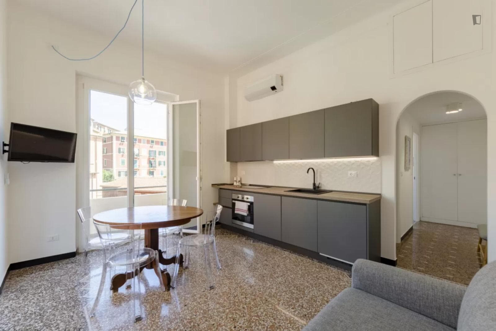 Property photo thumbnail