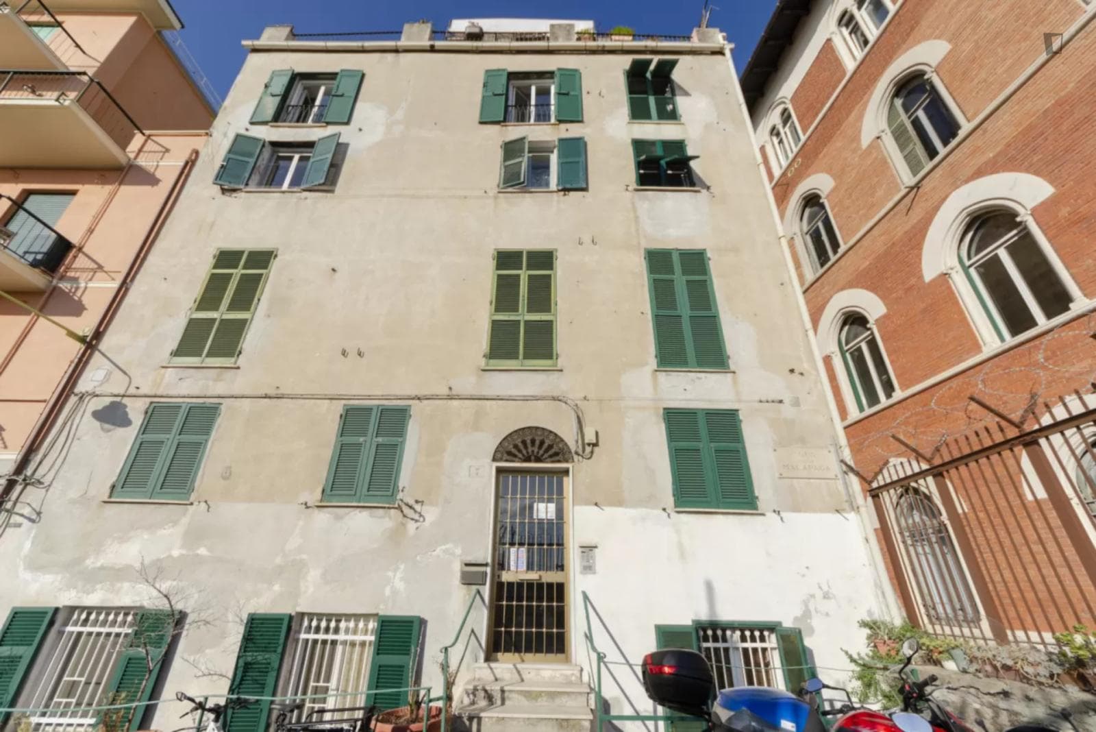 Property photo thumbnail