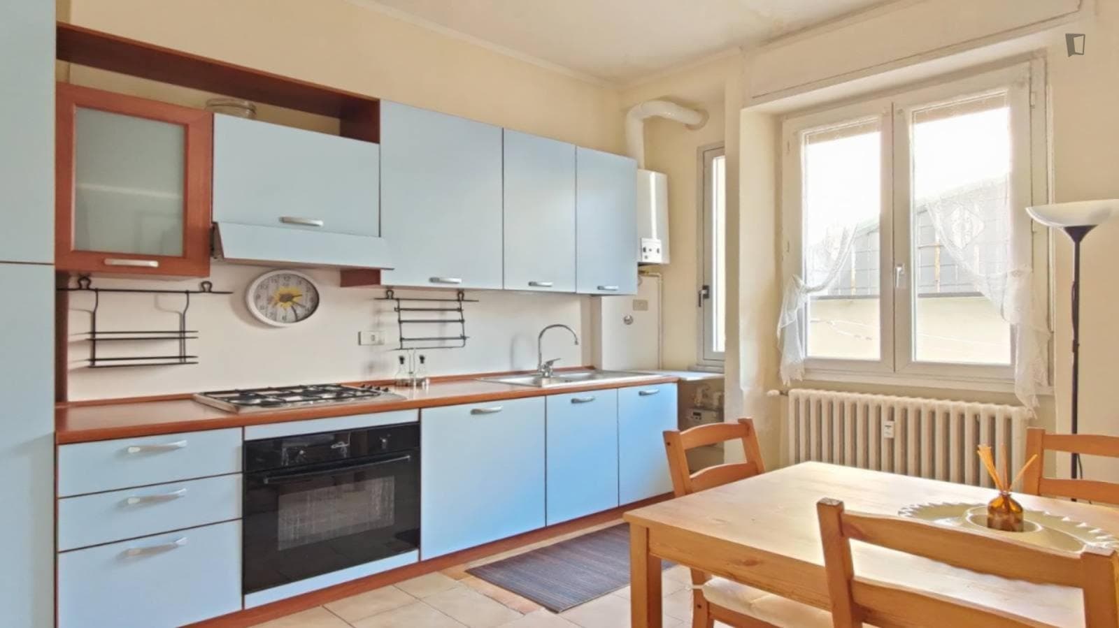 Welcoming 1-bedroom flat near Gambara metro station photo 1