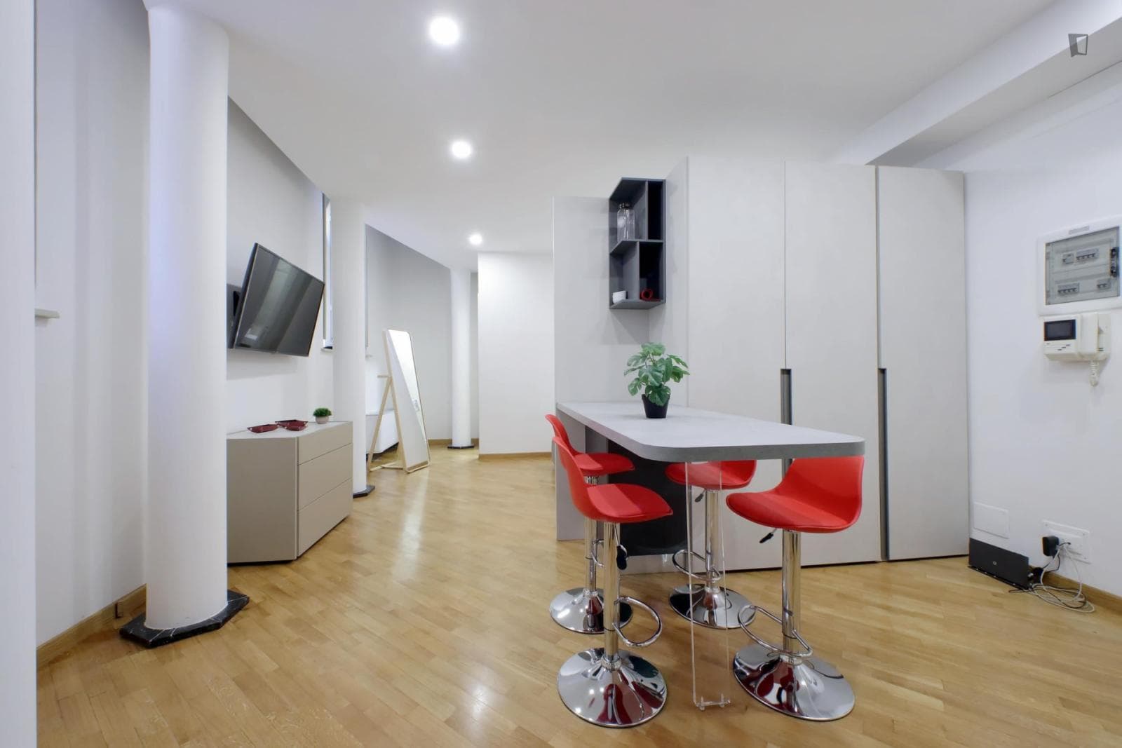 Property photo thumbnail
