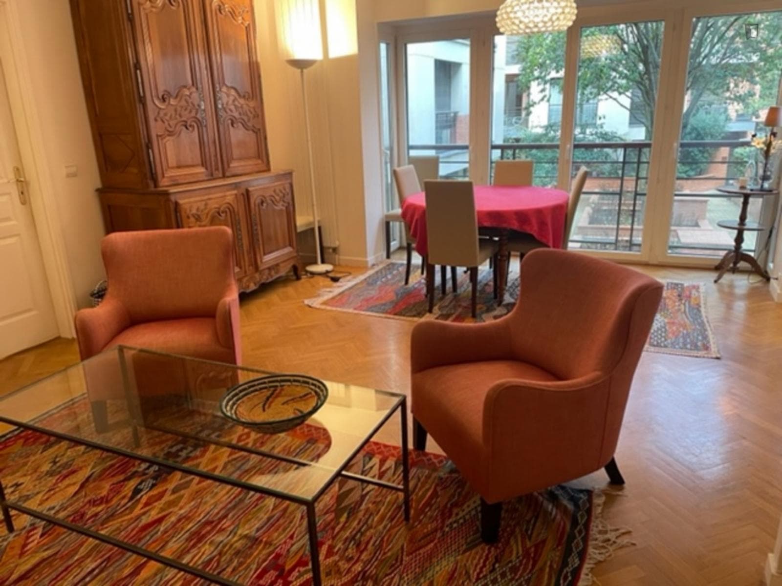 LUXEMBOURG, AUX DEUX MAGOTS, BON MARCHÉ-ST GERMAIN! photo 1