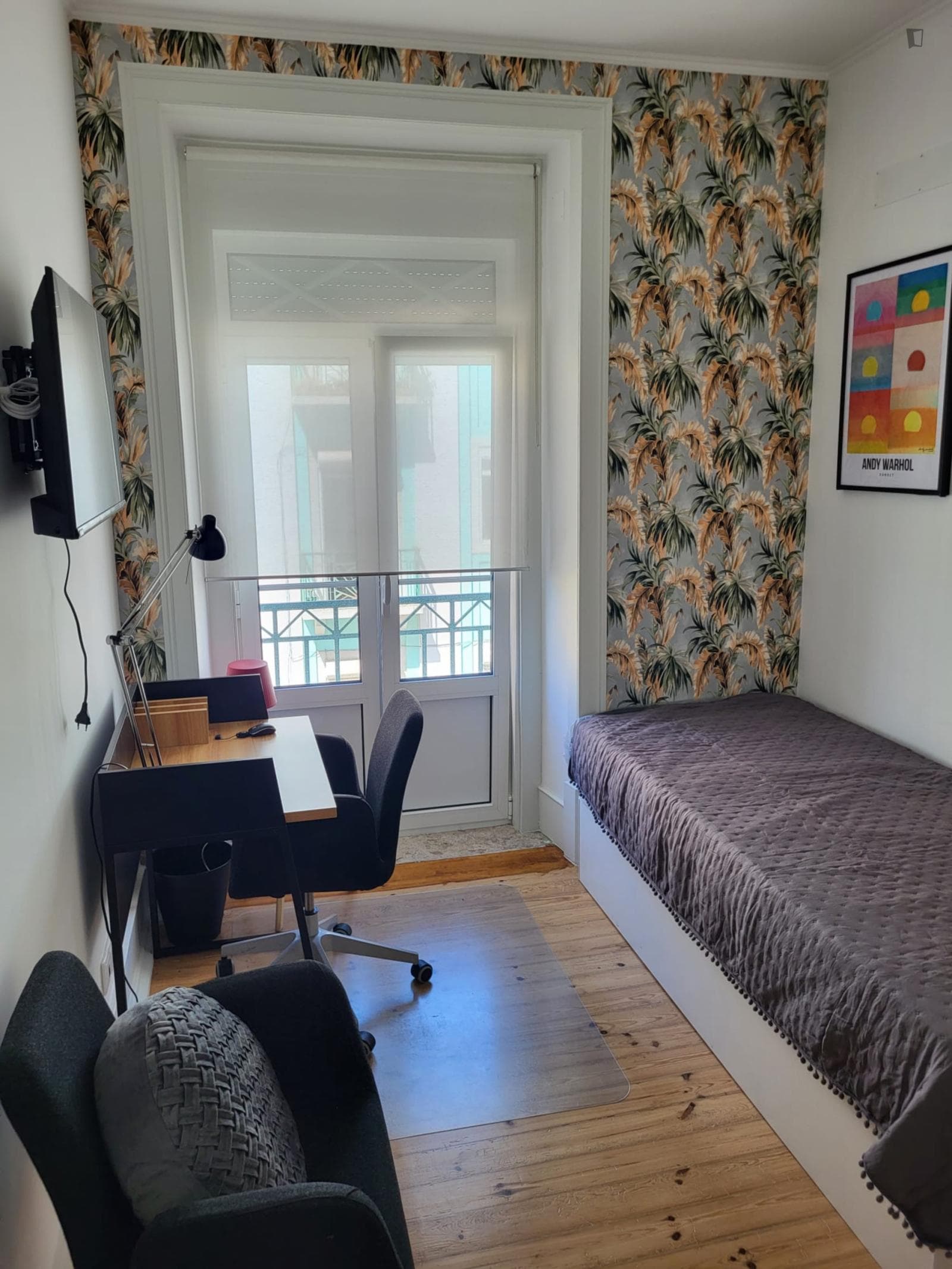 Lovely single bedroom in Anjos photo 1
