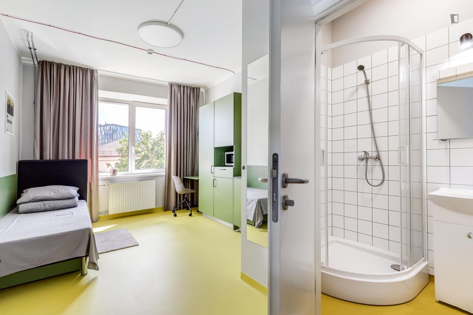 Property photo thumbnail