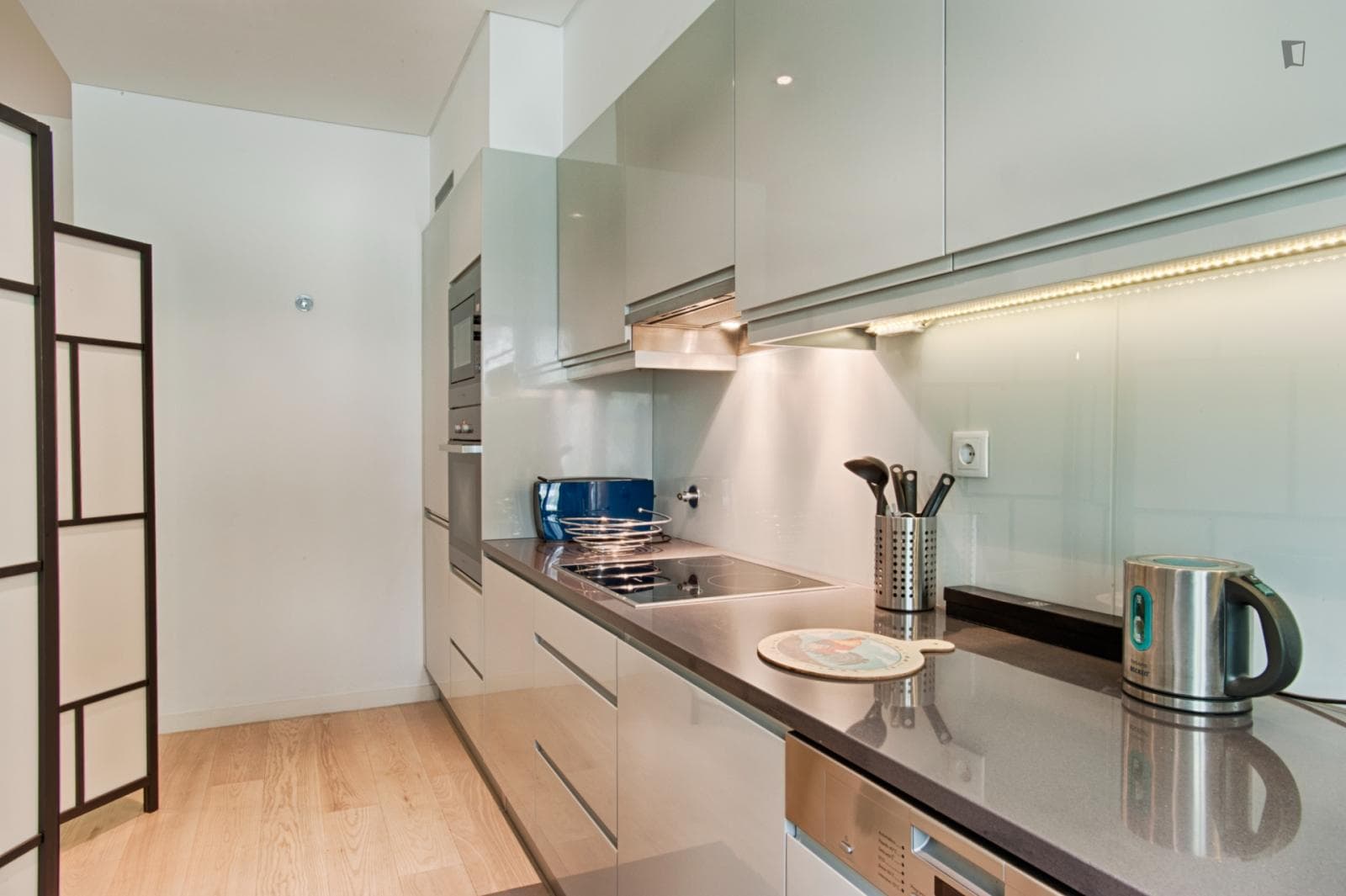 Prestige Palace Apartment photo 1