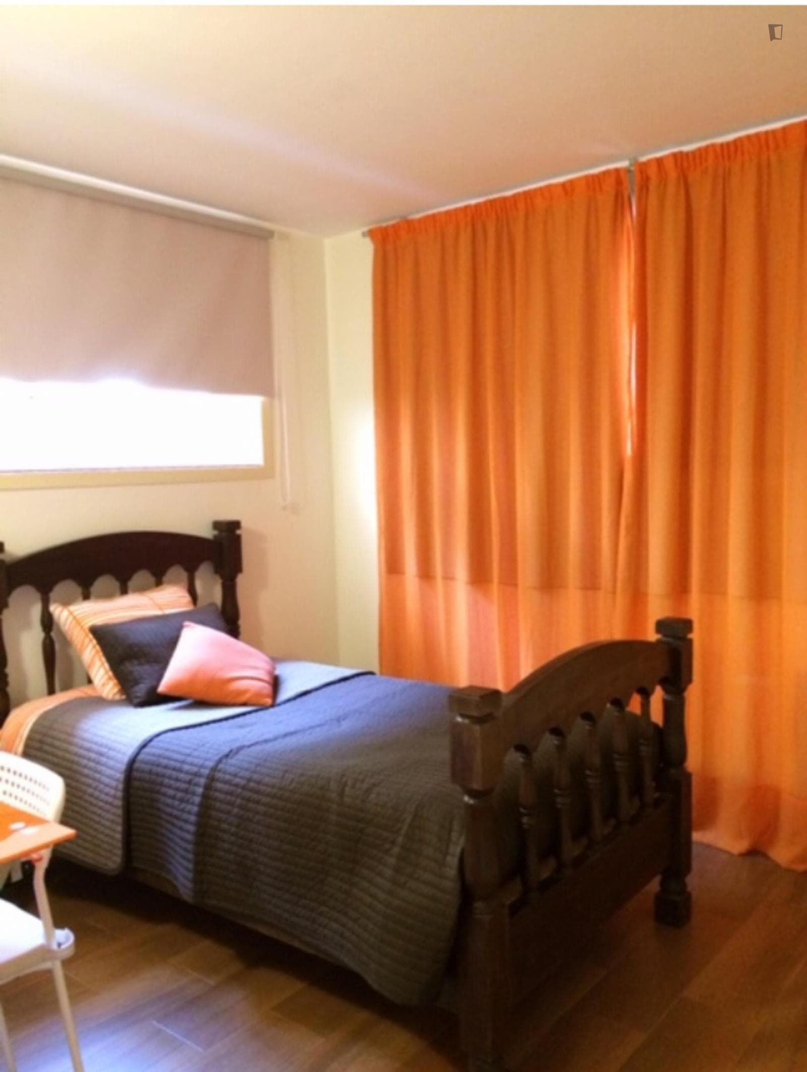 Comfortable Single Bedroom In Bonfim photo 1