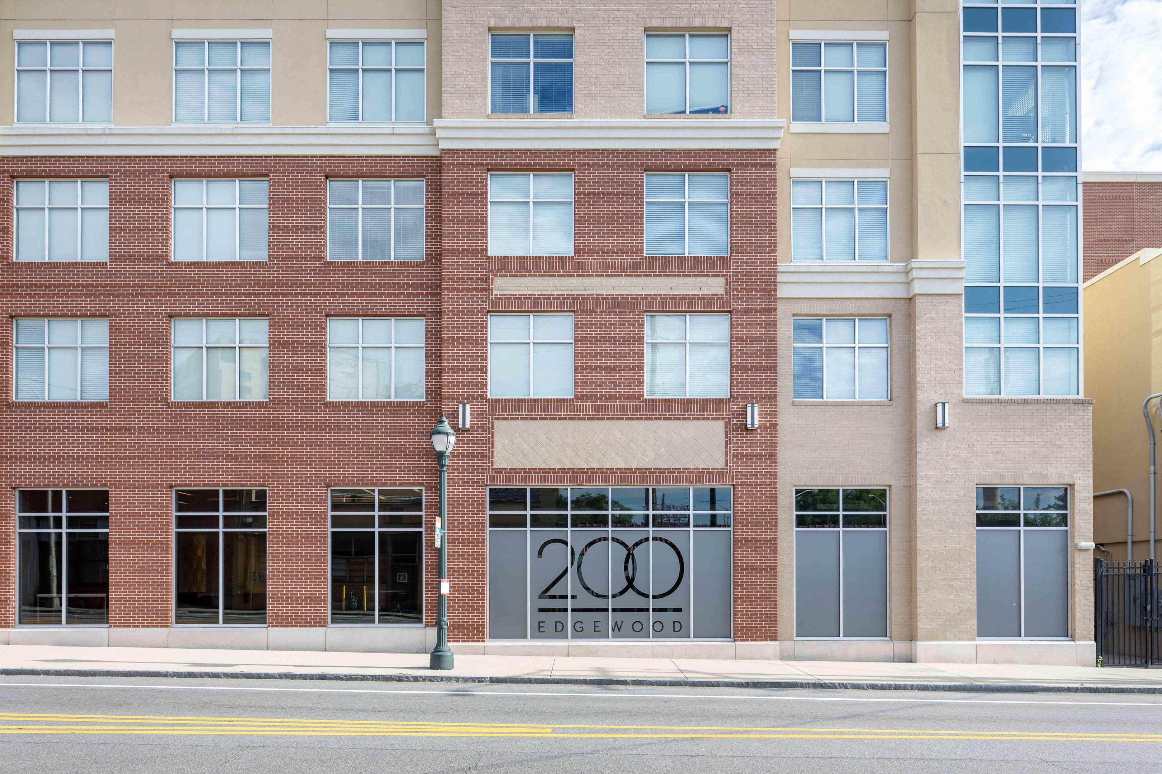 200 Edgewood photo 1