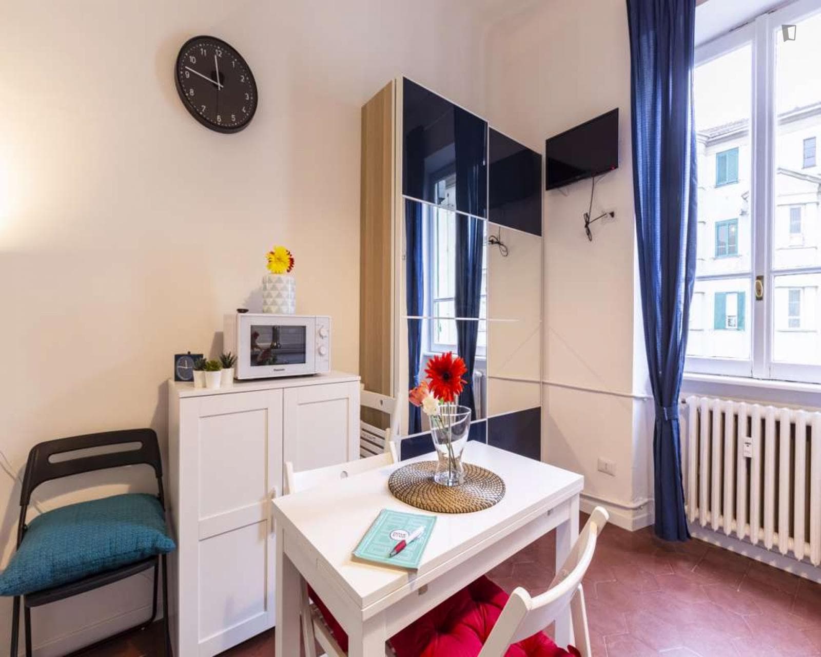 Property photo thumbnail