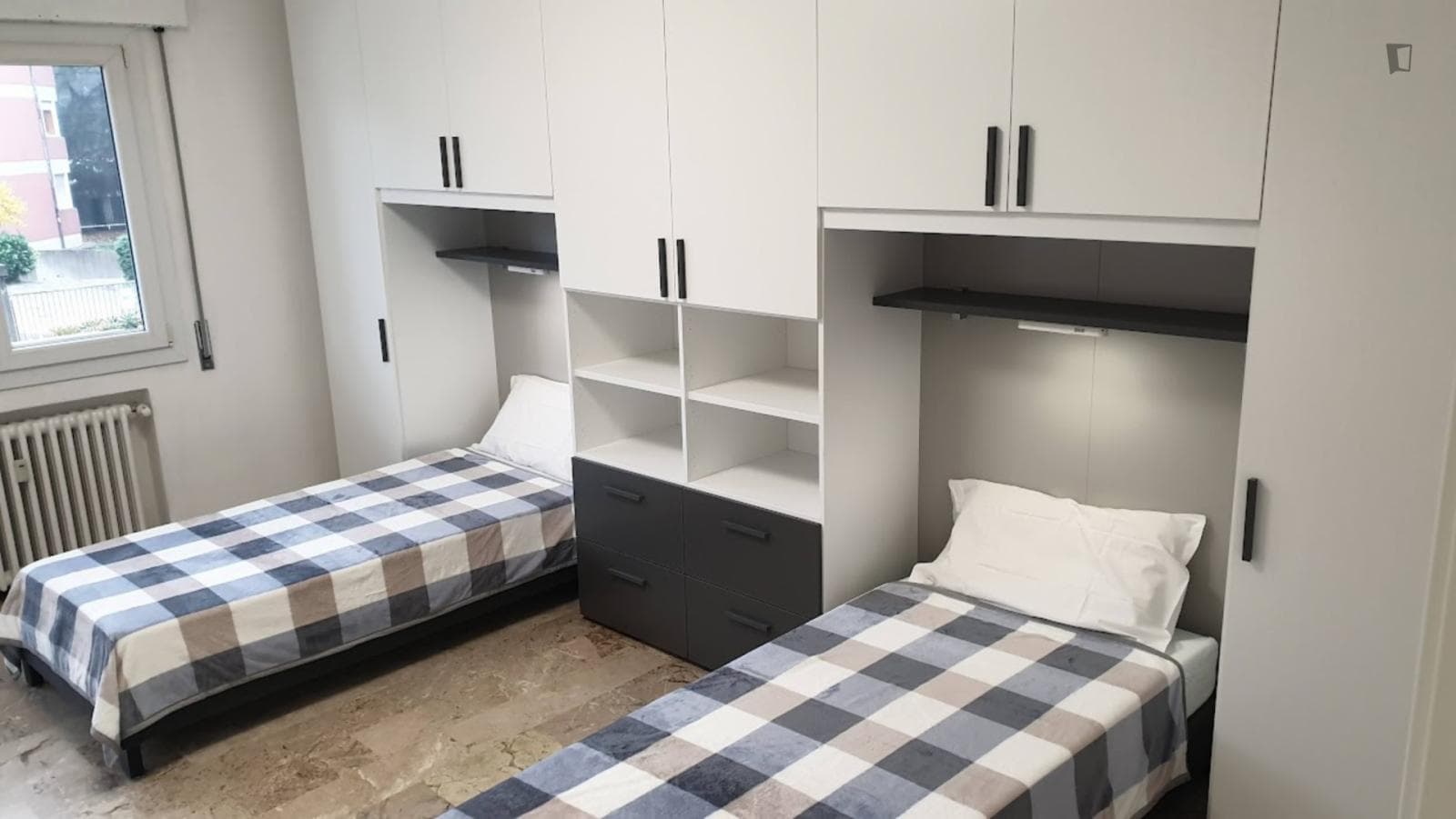 Comfy Twin Bedroom close to Venezia Mestre Station photo 1