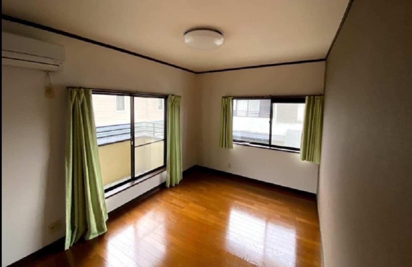 Property photo thumbnail
