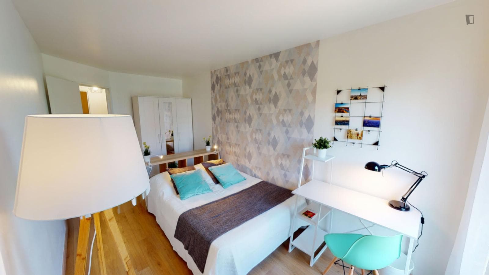 Property photo thumbnail