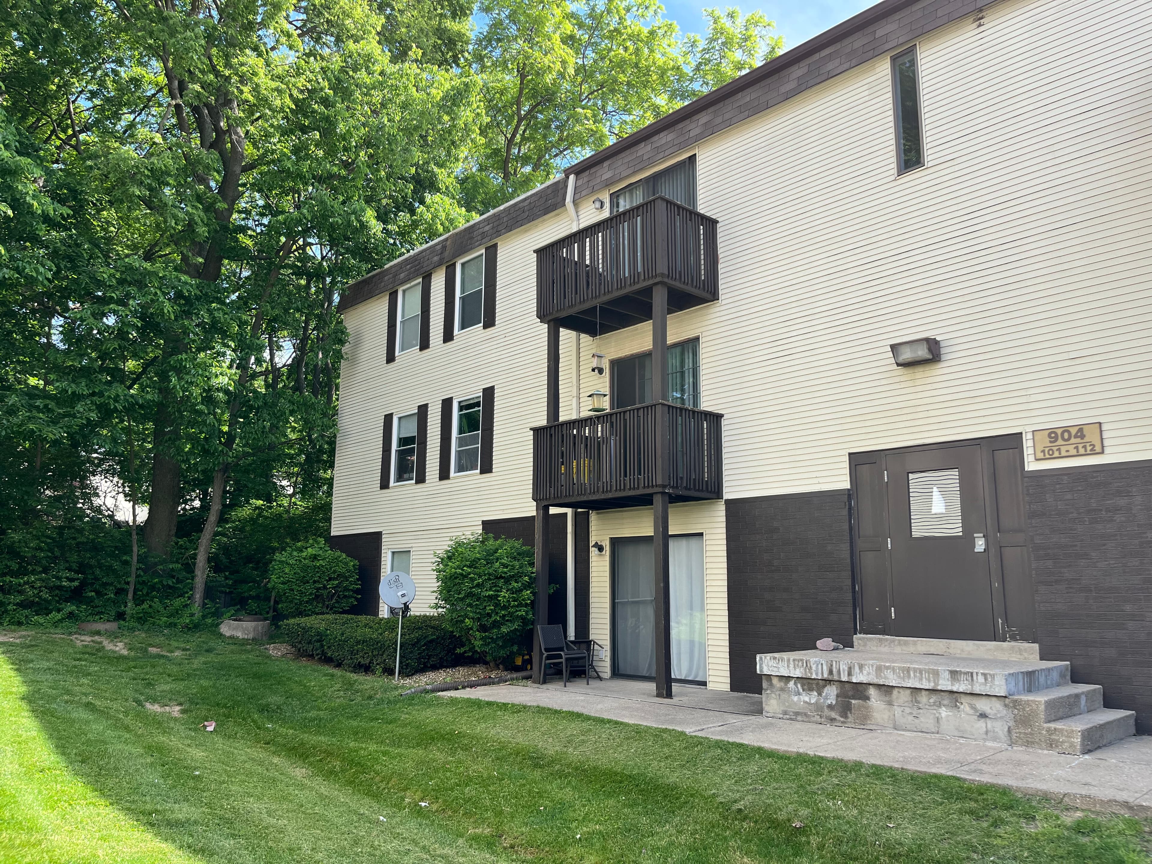 Property photo thumbnail