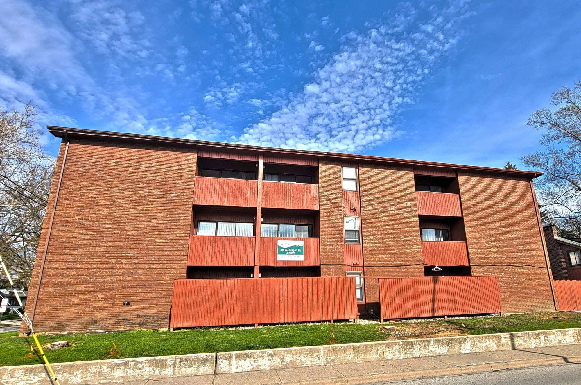 811 W. Oregon St Urbana IL photo 1