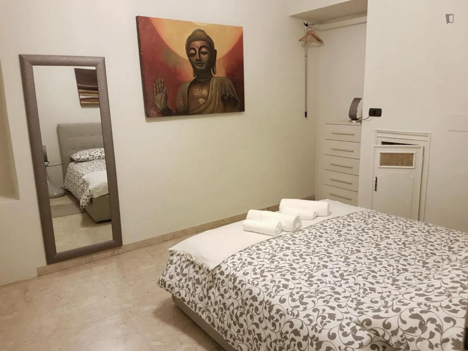 Inviting 2-bedroom flat in San Salvario photo 1