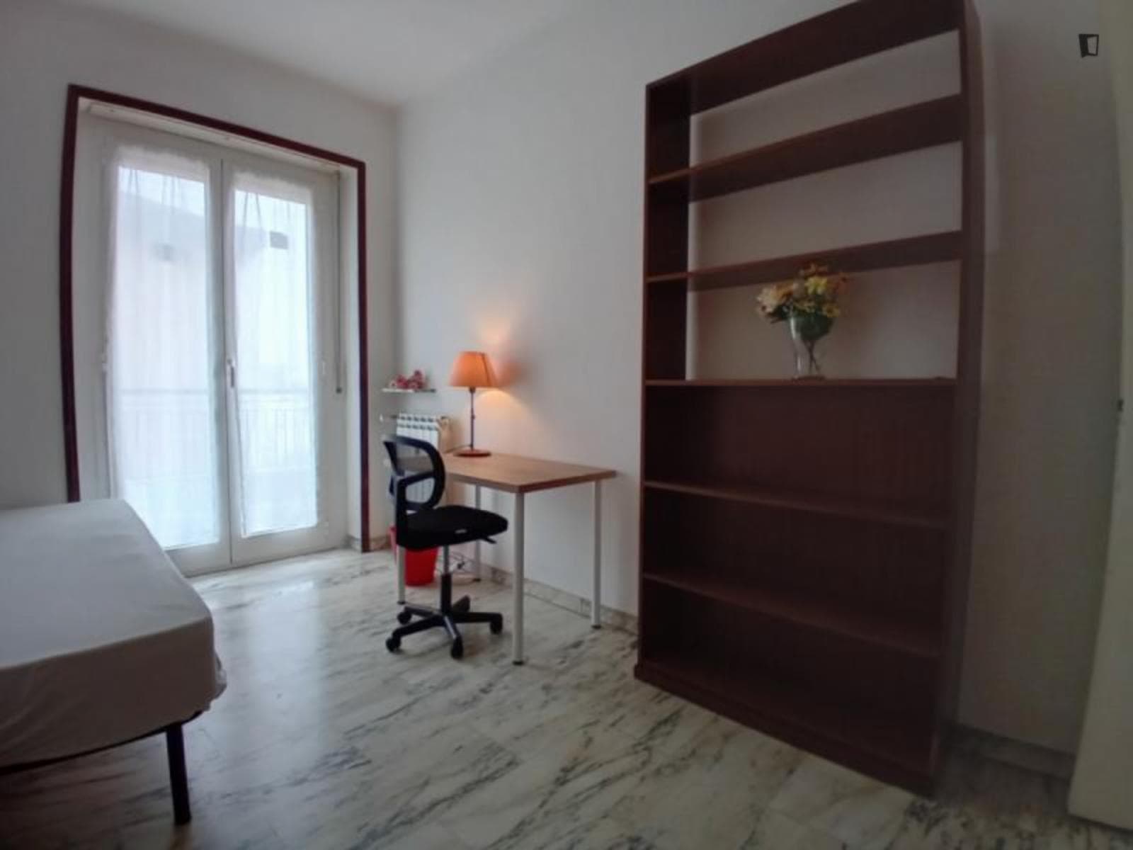 Nice Double Bedroom close to Metro Gambara photo 1