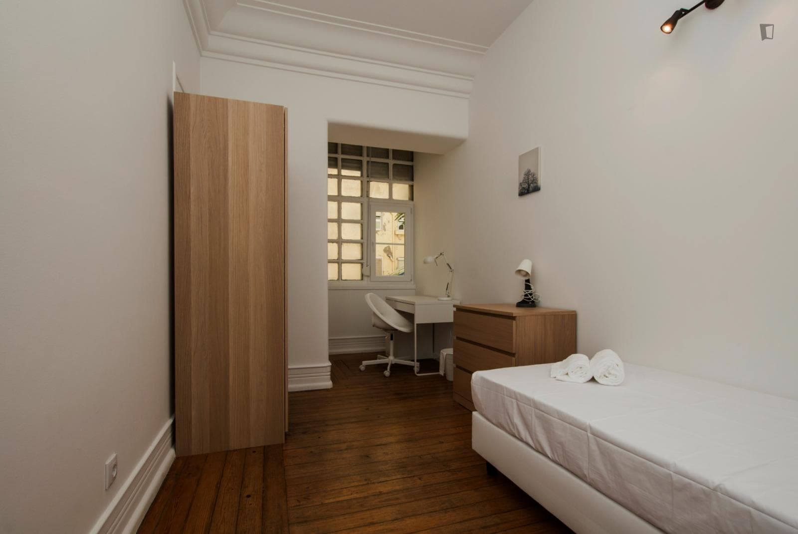 Comfy single bedroom near Parque Eduardo VII photo 1