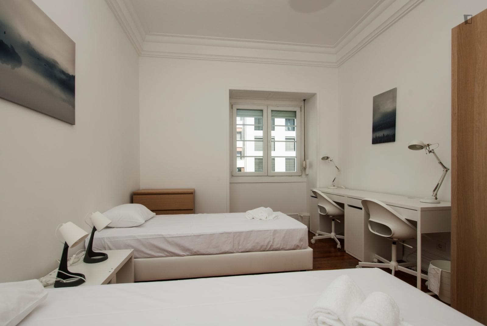 Welcoming twin bedroom in Marquês de Pombal photo 1