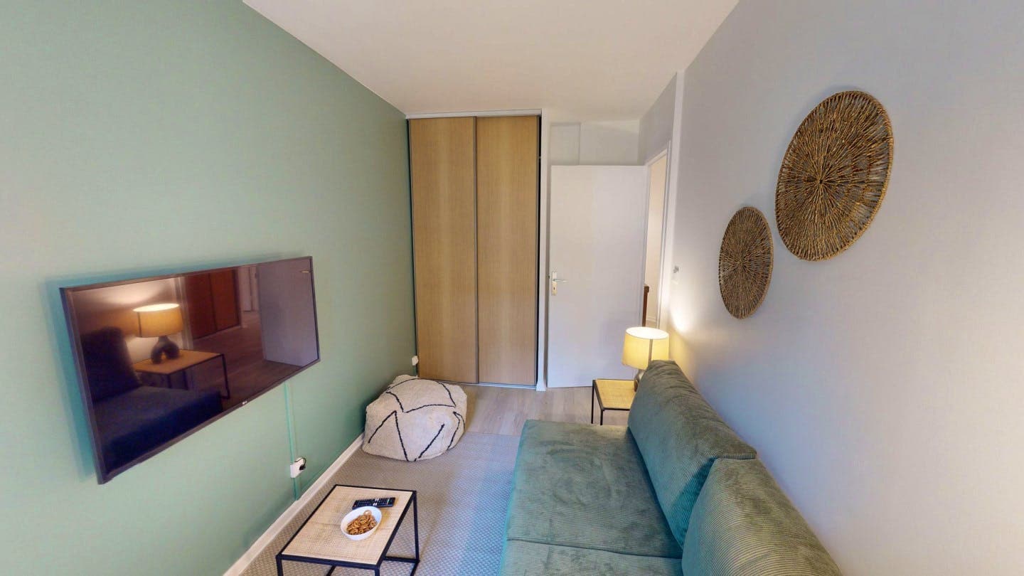 Property photo thumbnail
