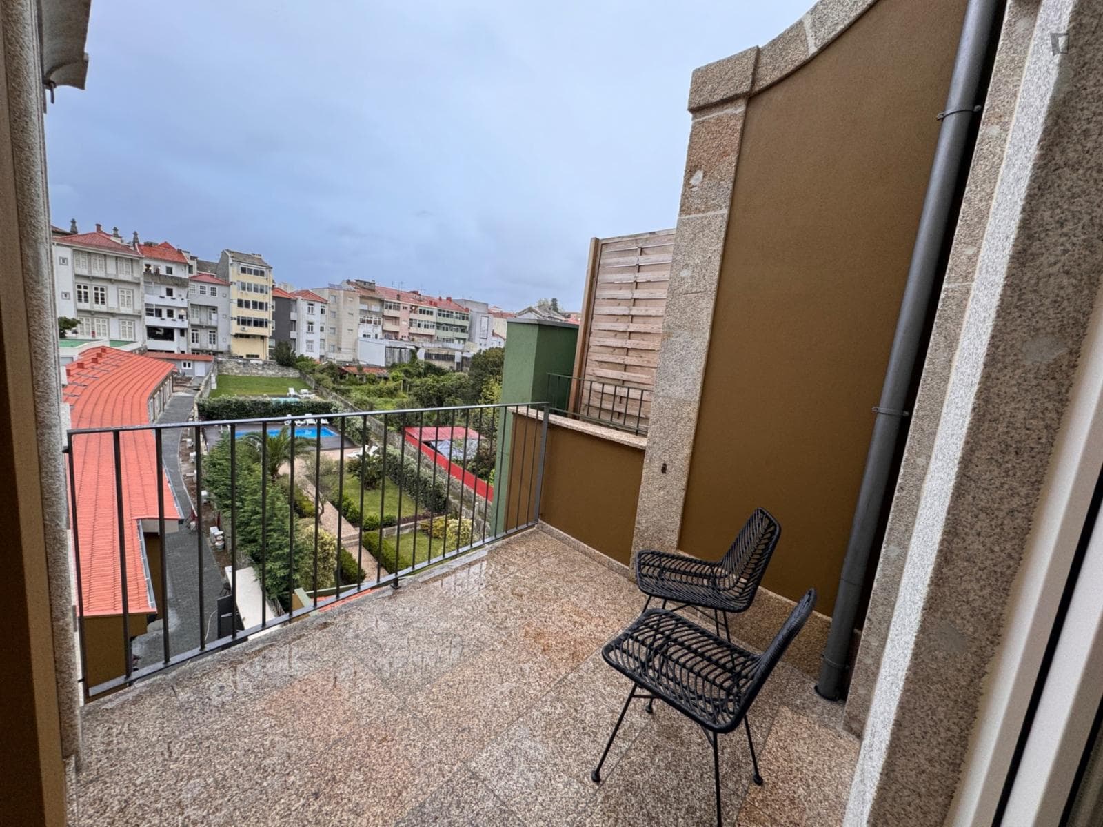 Welcoming 1-bedroom flat near Jardins do Palácio de Cristal photo 1