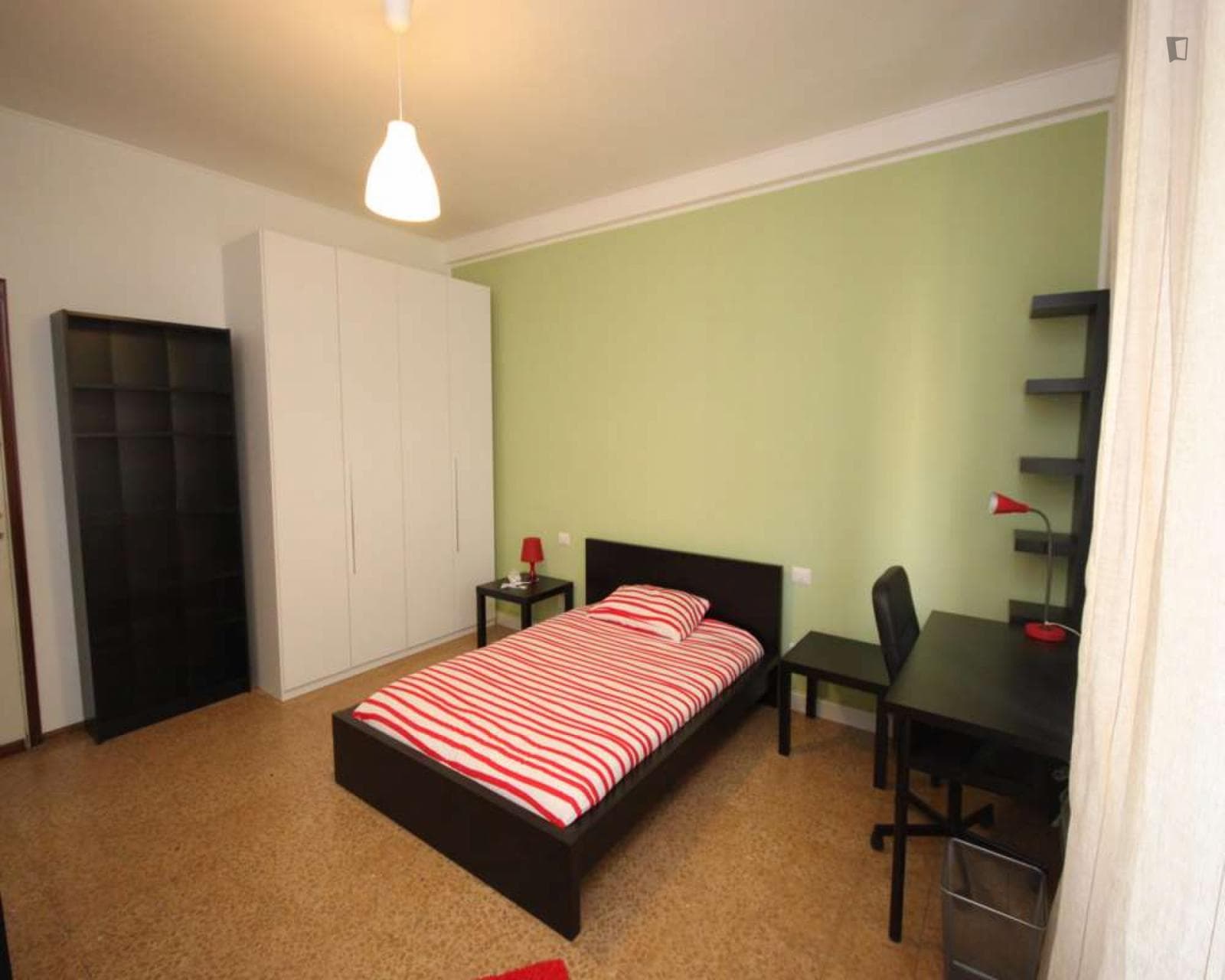 Pleasant single bedroom in Porta Genova photo 1