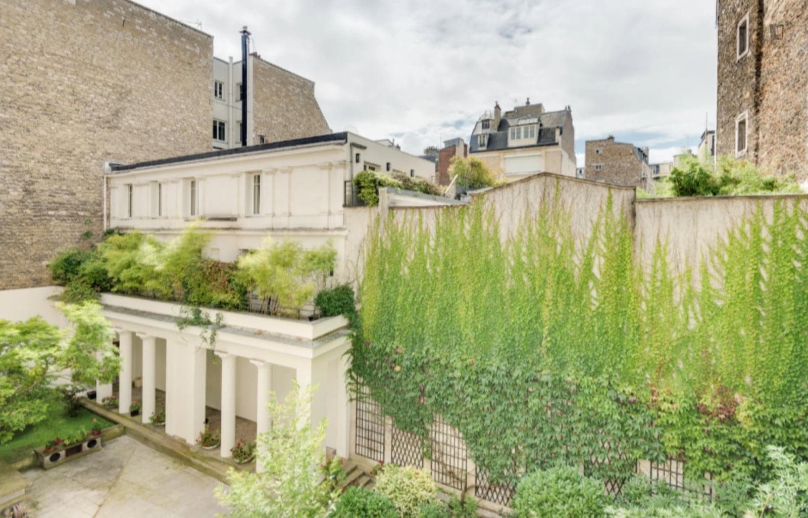 Property photo thumbnail