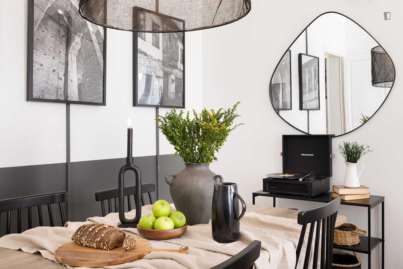 Charming 2-bedroom flat near Trocadéro photo 1