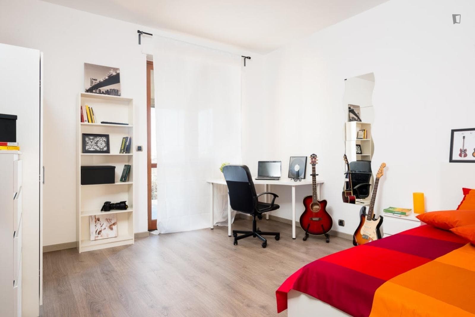 Spacious single bedroom in San Salvario photo 1