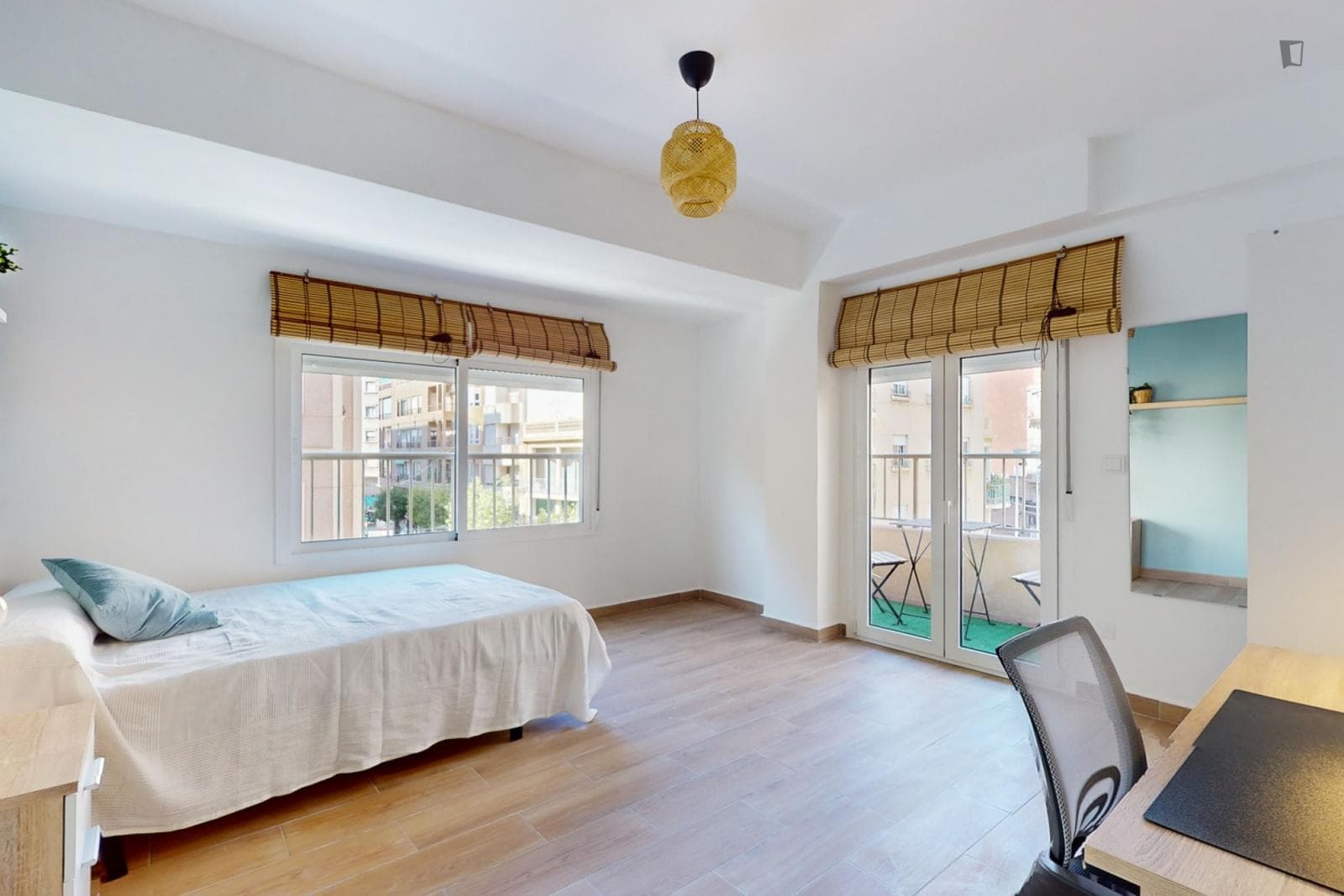 Property photo thumbnail