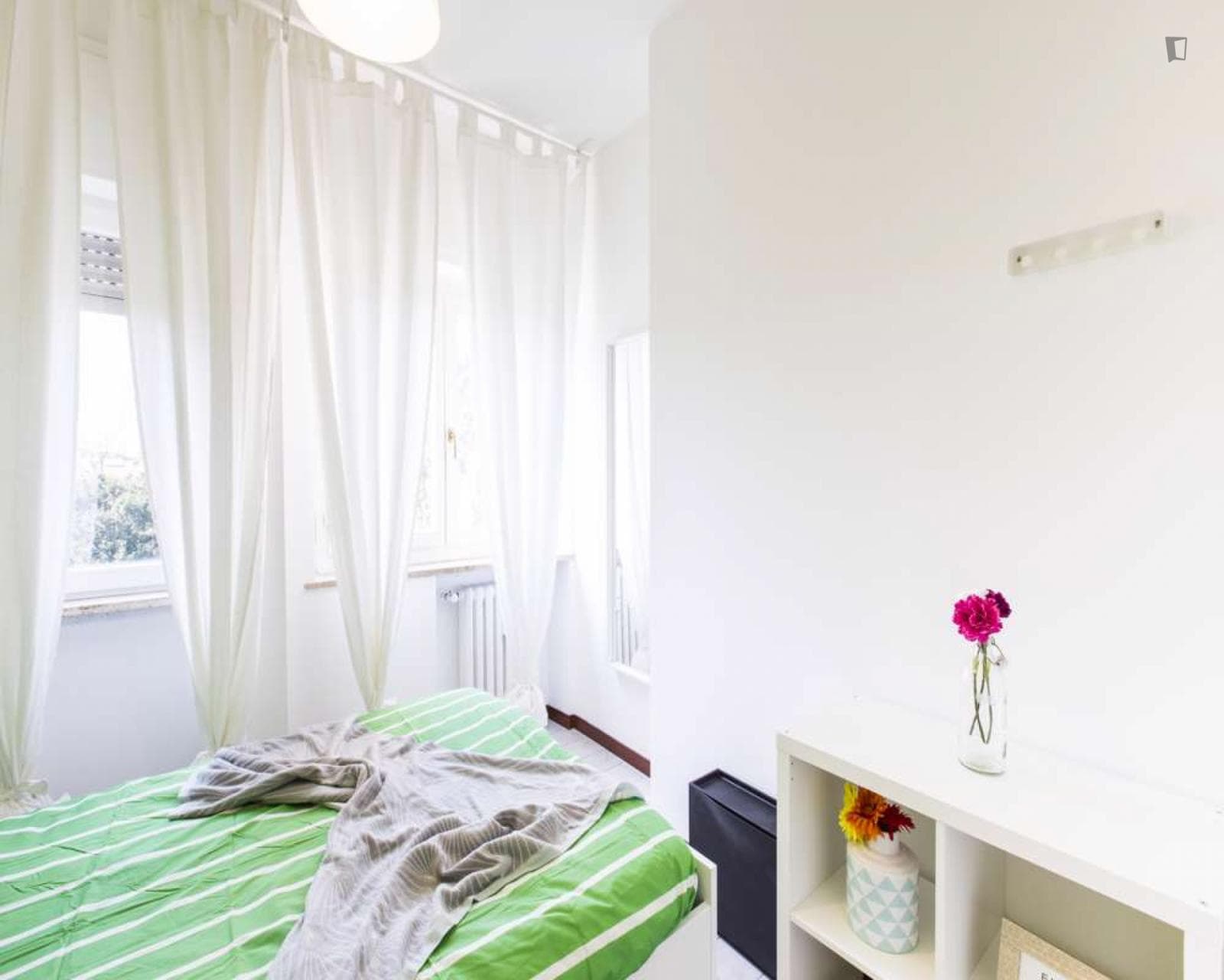 Comfy single bedroom near the Gambara metro photo 1