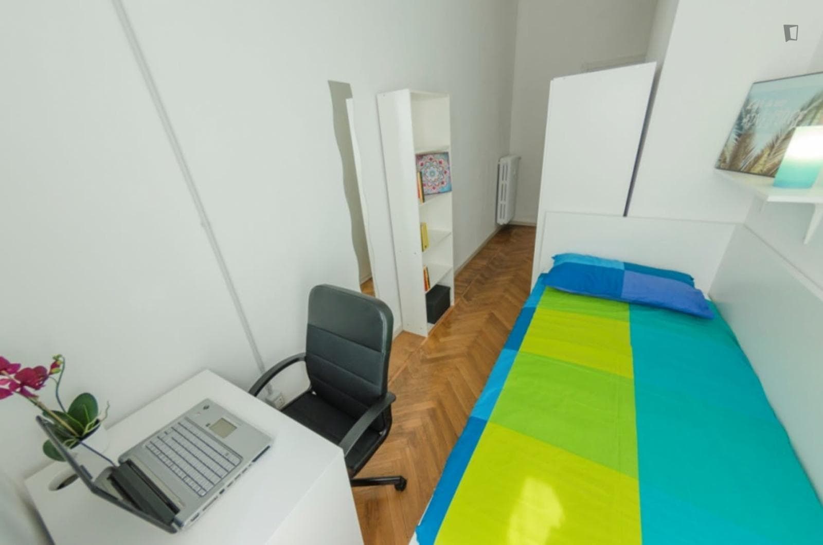 Inviting single bedroom in Borgo Filadelfia photo 1
