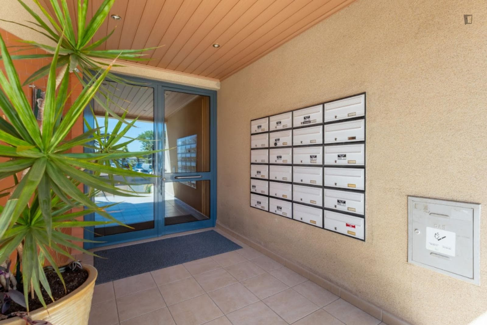 Property photo thumbnail