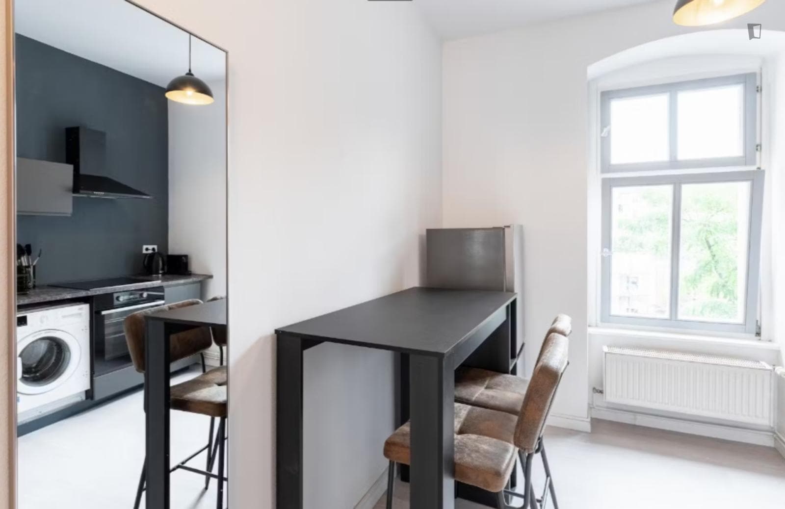 Bright and modern flat near Berlin Nordbahnhof photo 1
