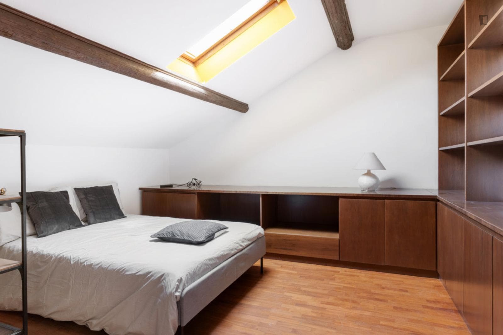 Welcoming double bedroom near Gorla metro photo 1