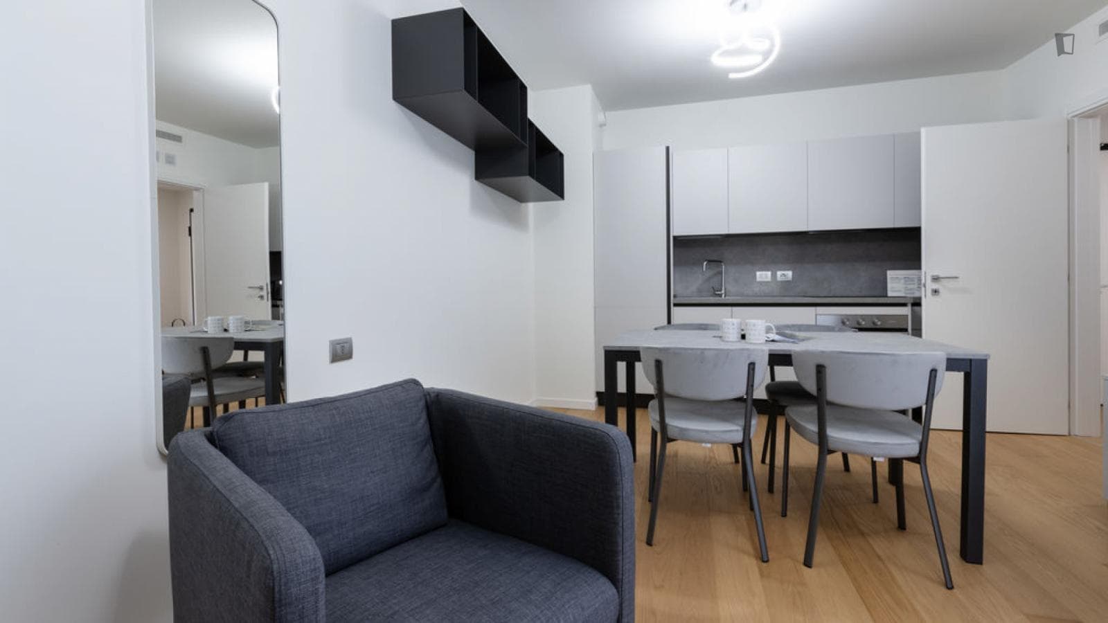 Appealing studio in Città Studi photo 1