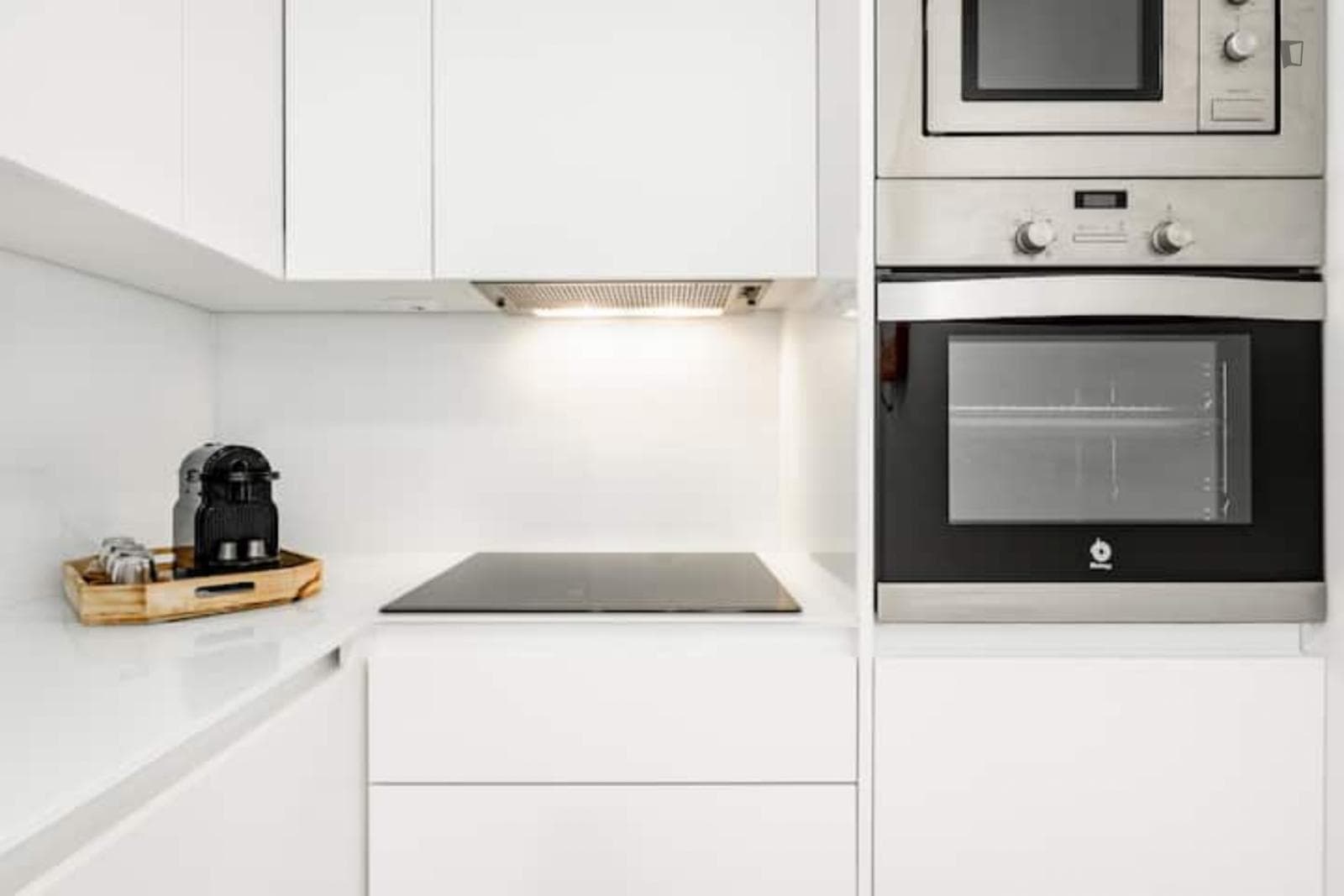 Spacious 1-bedroom flat near Aliados station photo 1