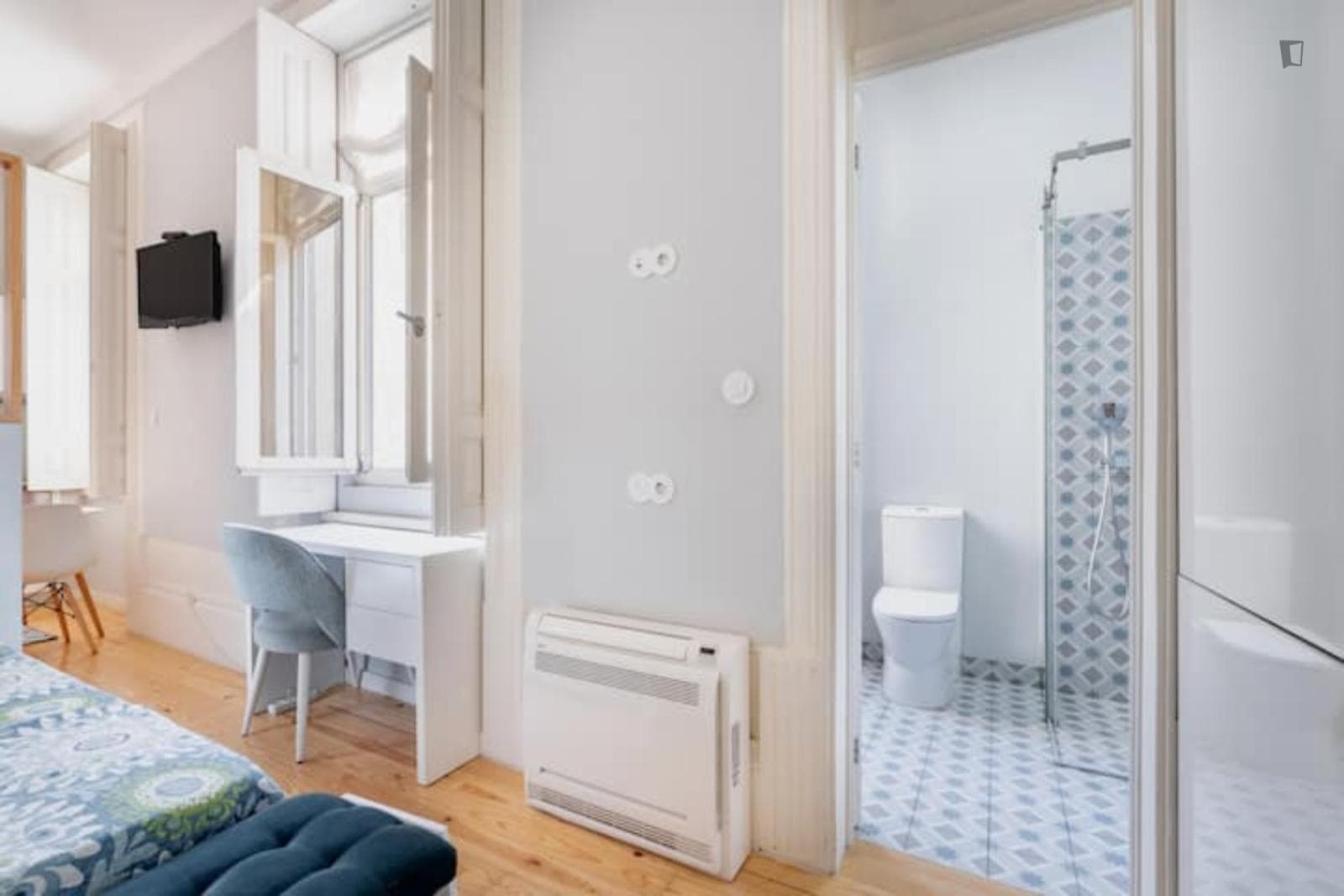Property photo thumbnail