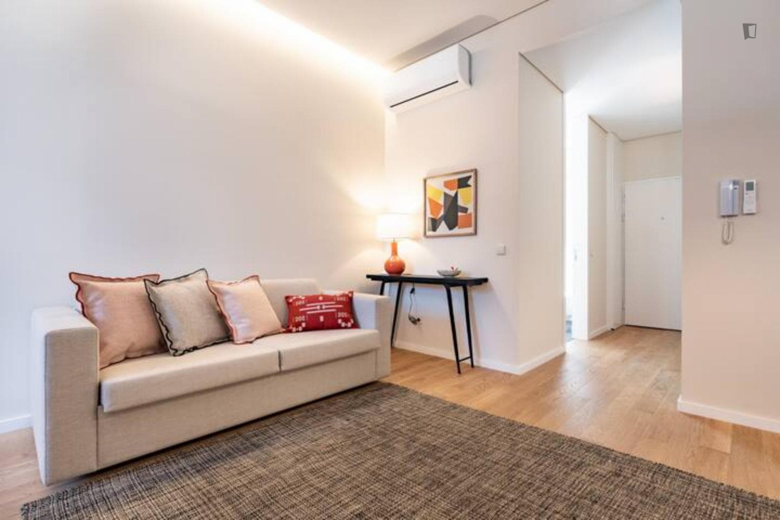 Rooftop studio conveniently located in the famous Rua de Santa Catarina photo 1