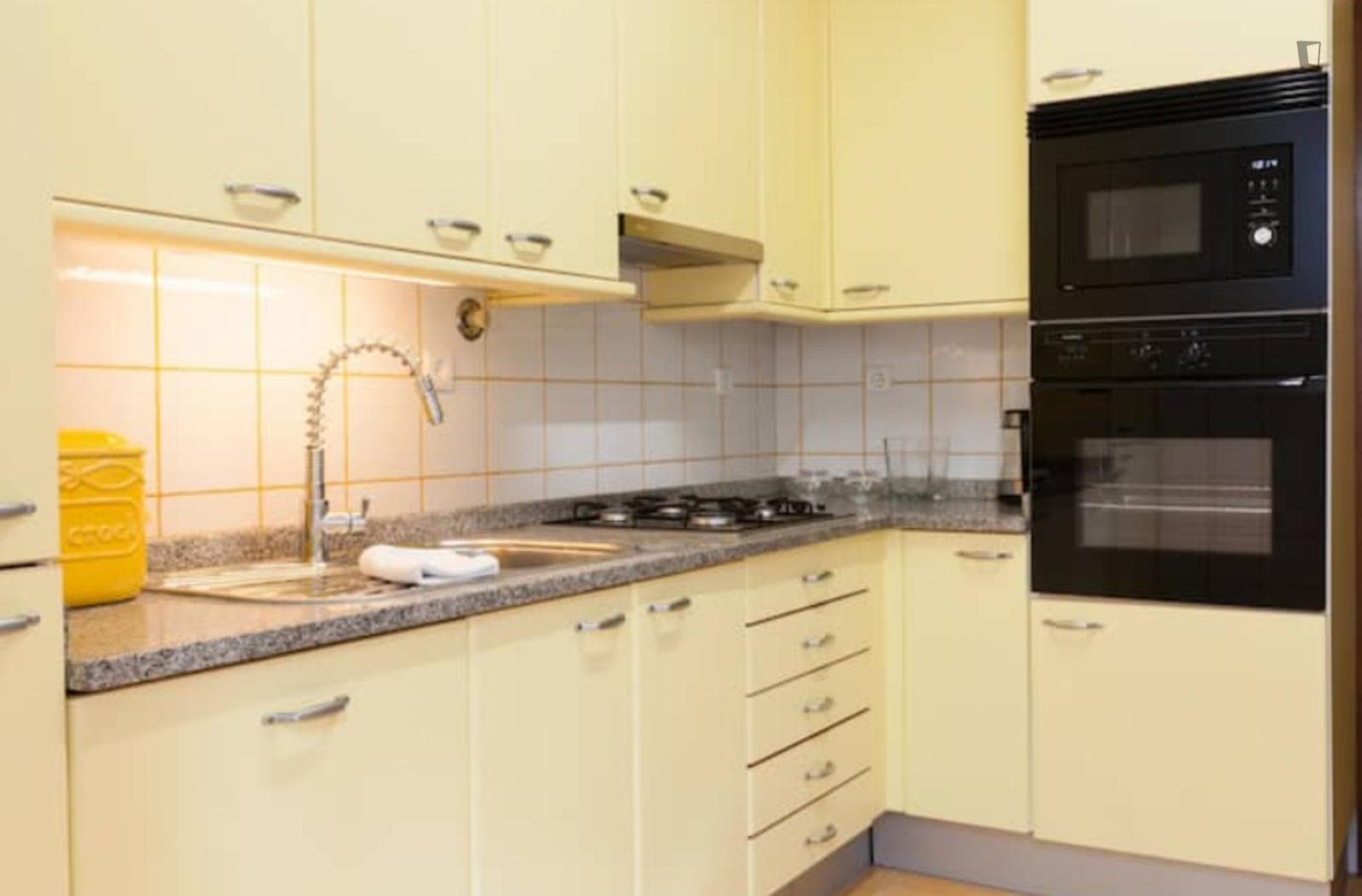 Lovely 3-bedroom flat in Foz do Douro photo 1
