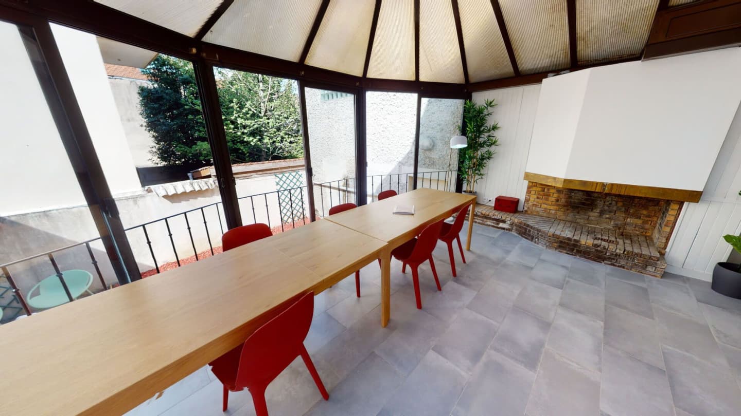 First-class Spacious Flat - Incl. Lounge Areas near Villejuif photo 1