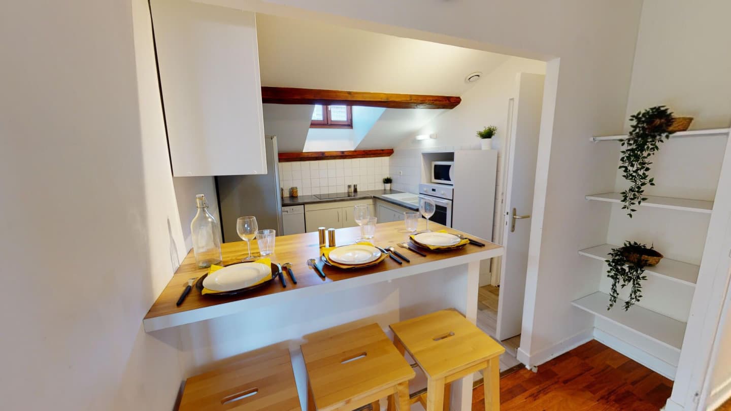 Elegant Stunning Apt. near Les Chalets photo 1