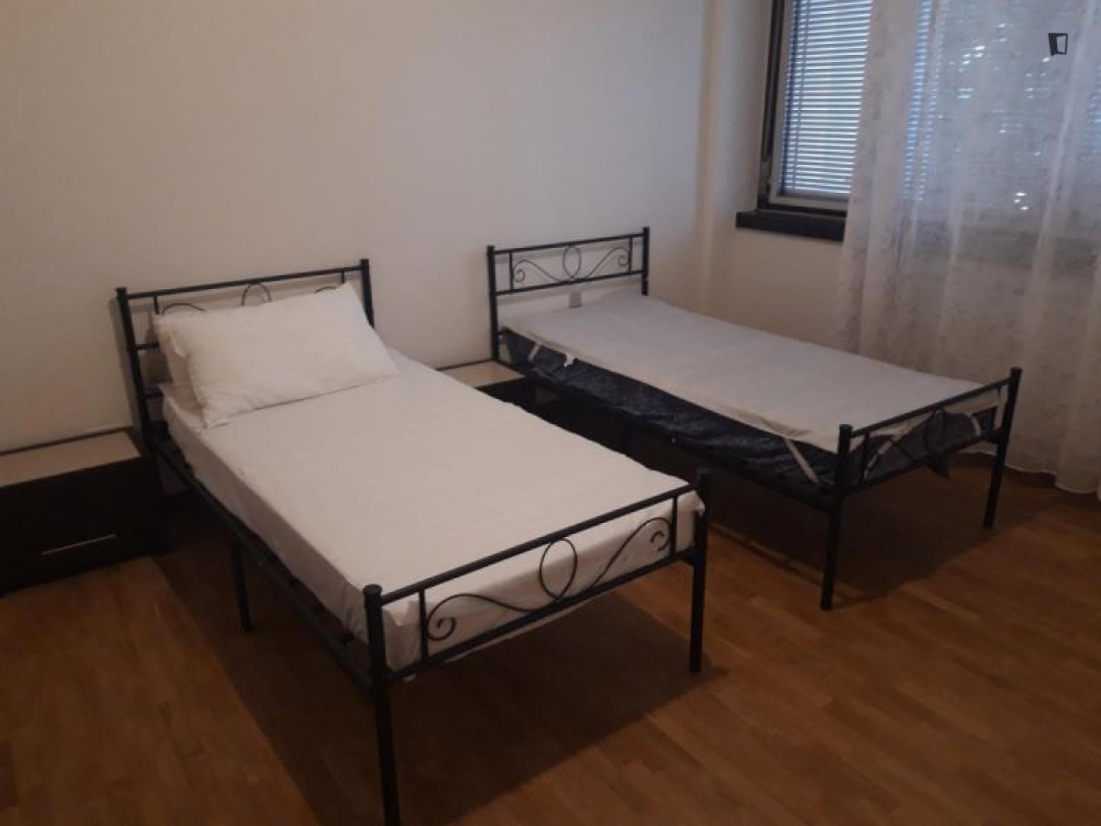 Spacious Twin Bedroom Close To Saronno Train Station photo 1